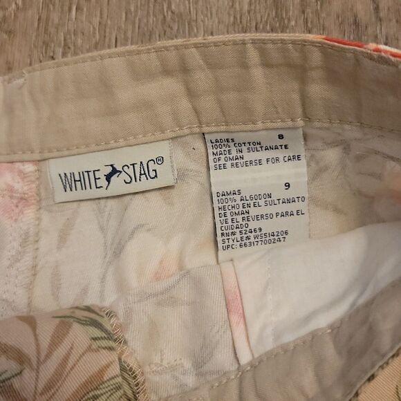 White Stag Pleated High Rise Shorts ~ Sz 8 ~ Light Brown ~ Floral ~ 7.5" Inseam - Picture 2 of 4